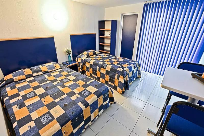 Hotel Vagabundo Plaza Del Sol 萨波潘 外观 照片